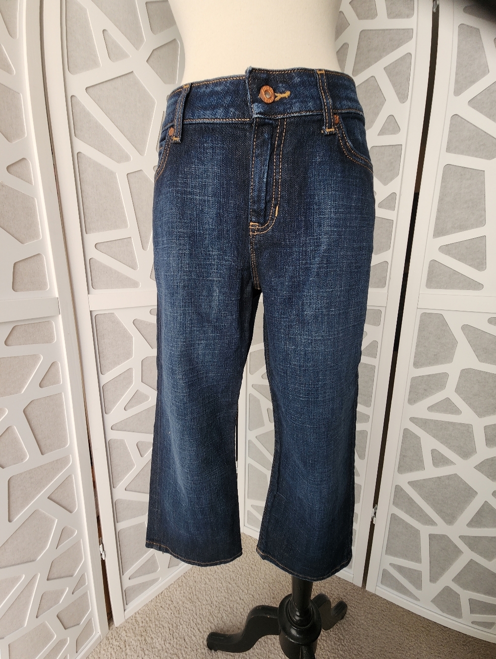Women's GAP Curvy Low Rise Capri Jeans Sz 10 Dark Blue Denim